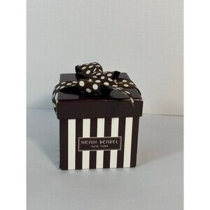Henri Bendel NY Earring Gift Set Pearl & Crystal Studs Boxed